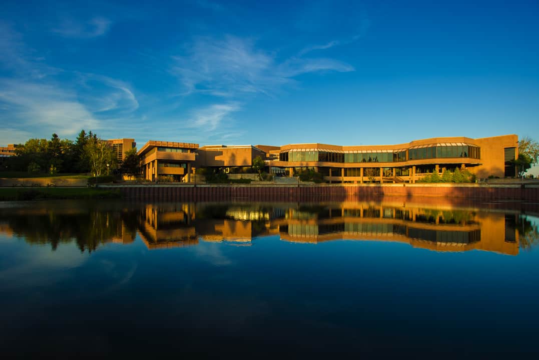 A photo of Lakehead University.